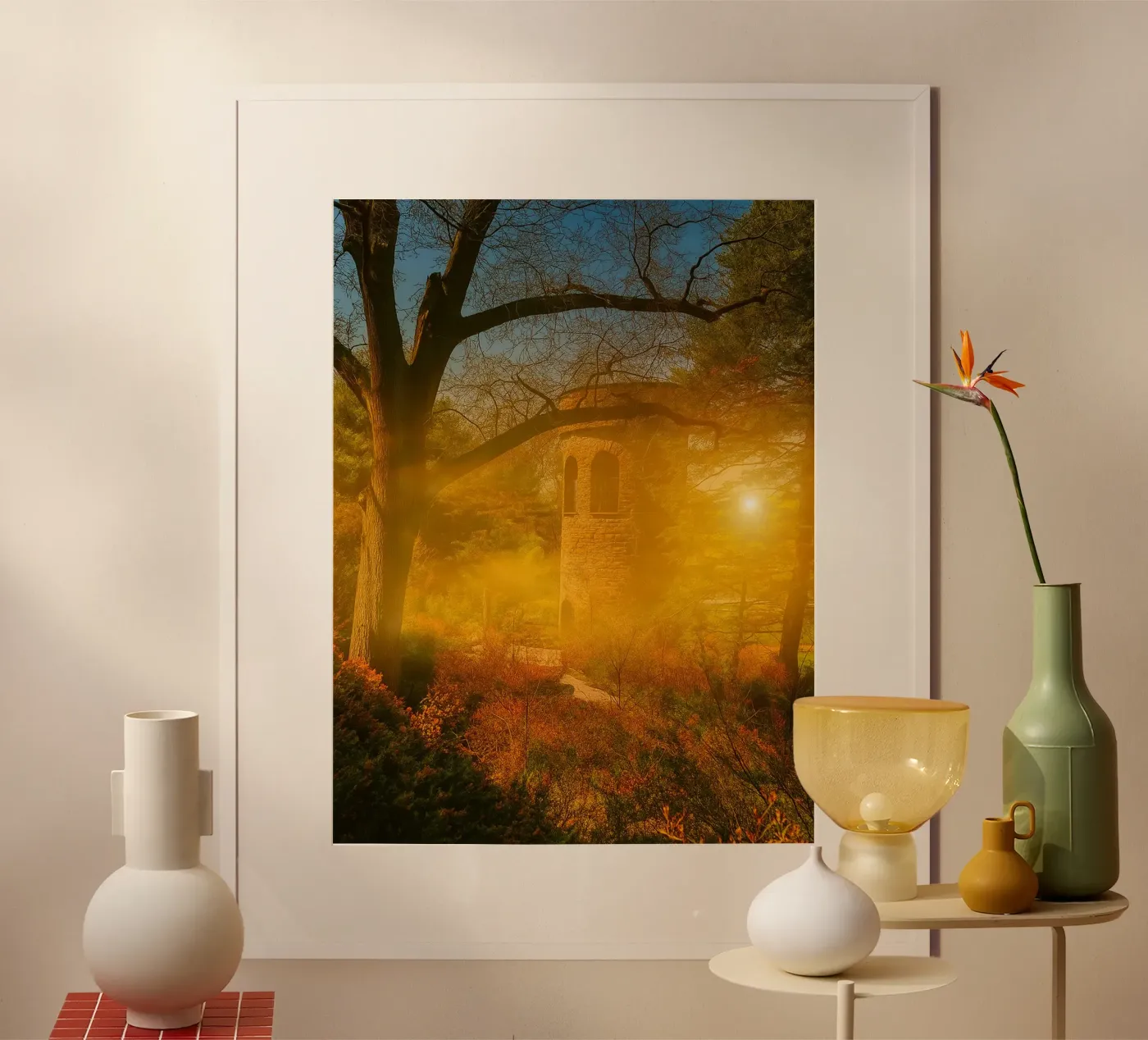 vecchio edificio in mezzo alla foresta poster da PASMING