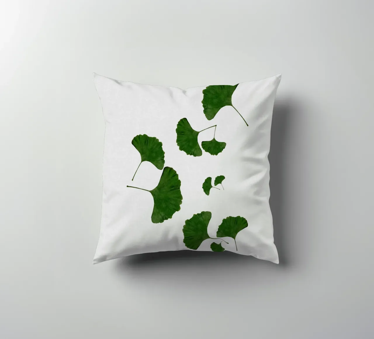Foglie di ginkgo I cuscino da Orara Studio