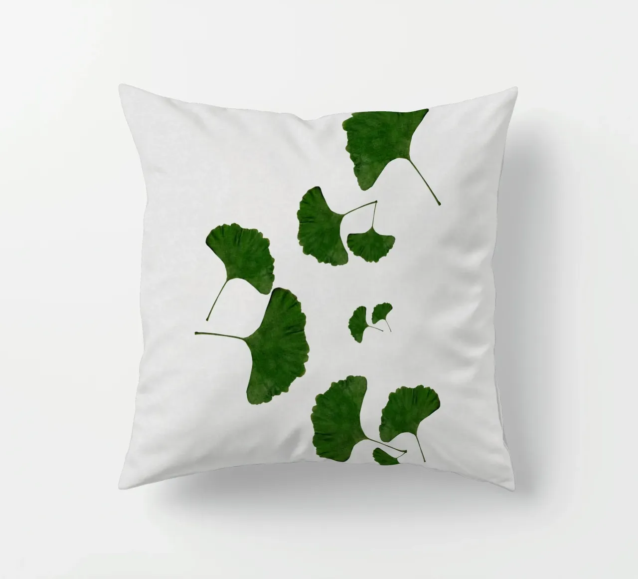 Foglie di ginkgo I cuscino da Orara Studio
