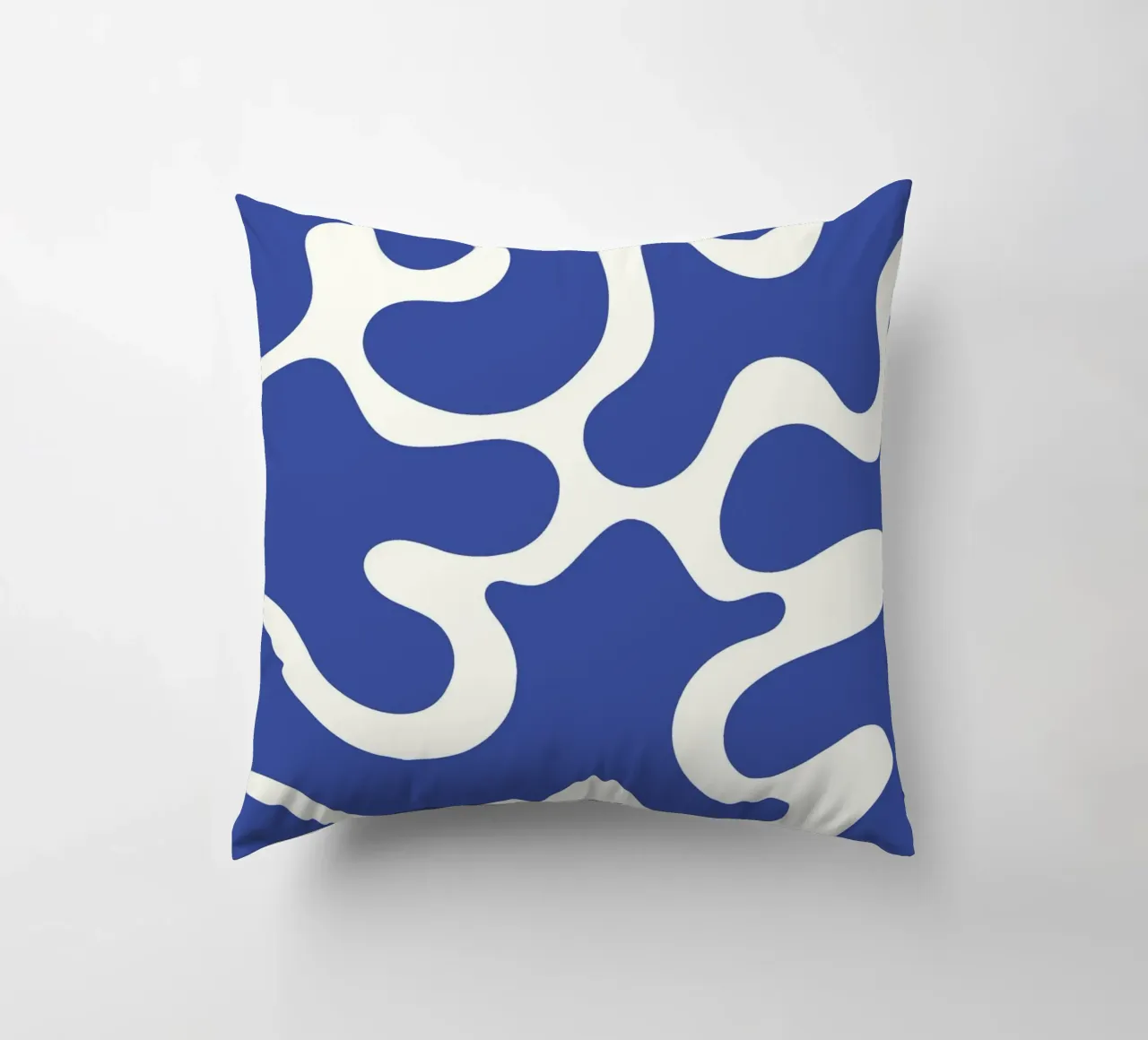 Fiume liquido blu astratto cuscino da Studio Fun Boy