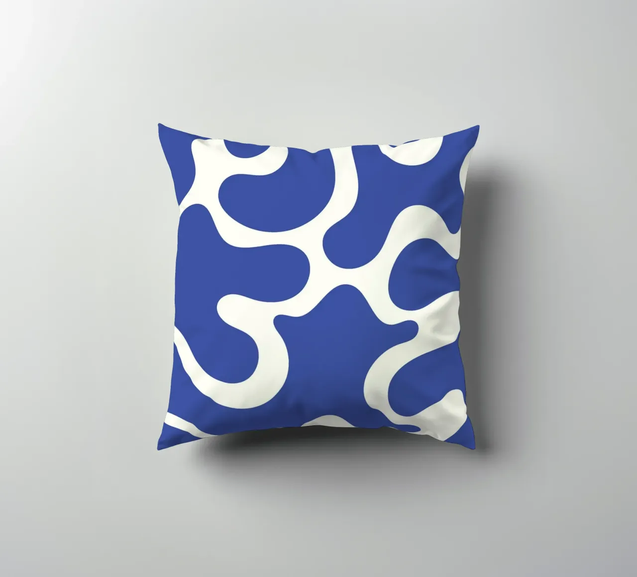 Fiume liquido blu astratto cuscino da Studio Fun Boy