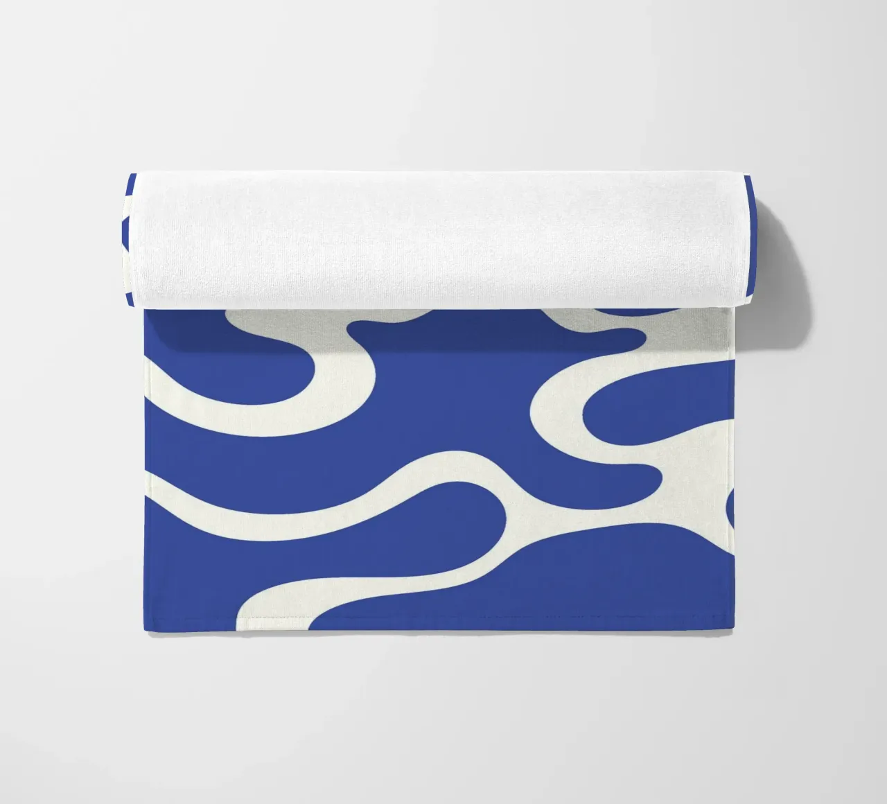 Fiume liquido blu astratto telo mare da Studio Fun Boy