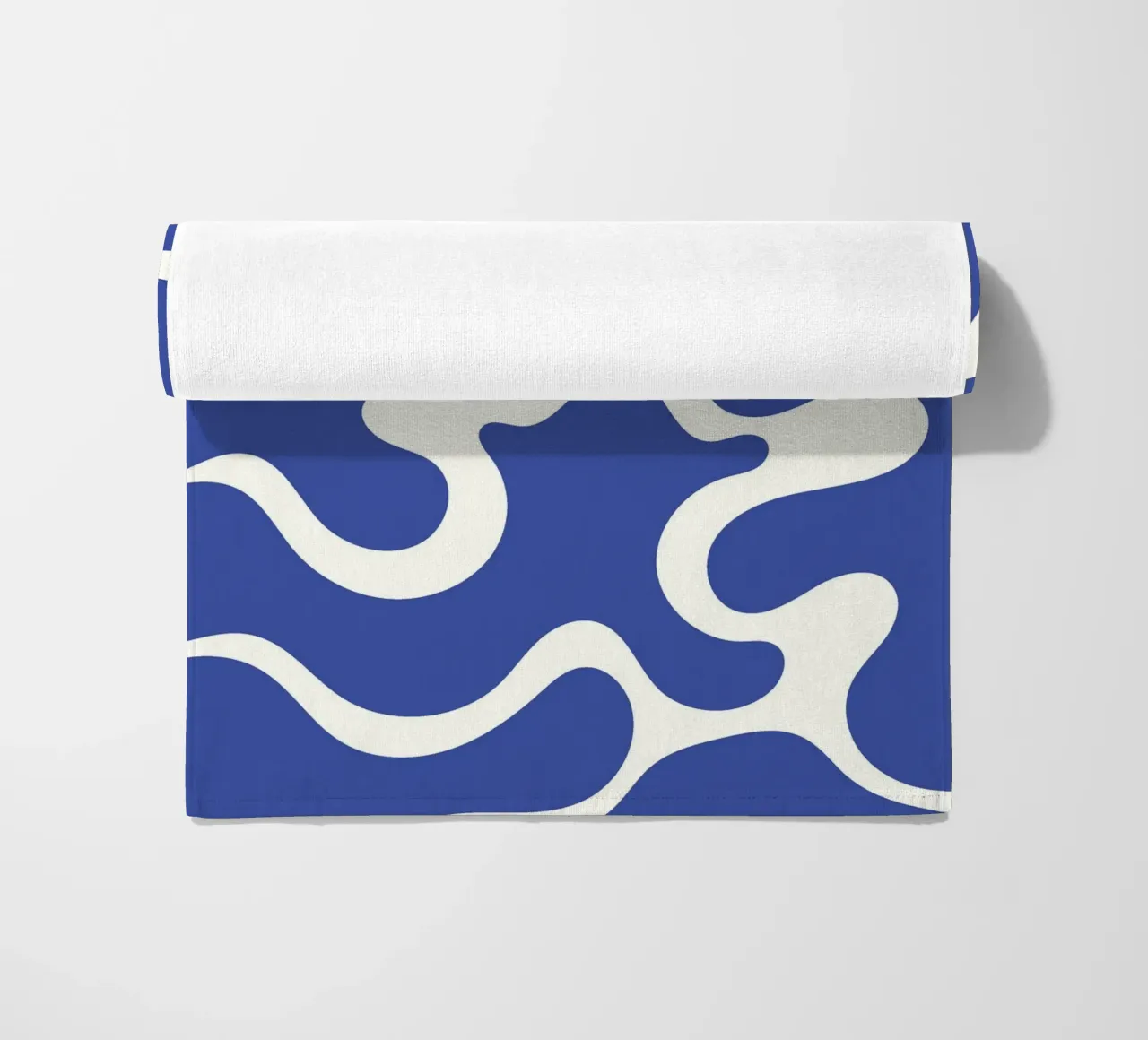 Fiume liquido blu astratto telo mare da Studio Fun Boy