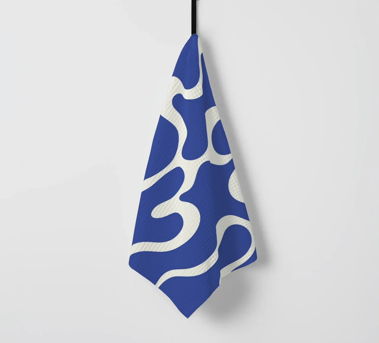 Rivière bleue liquide abstraite torchon de Studio Fun Boy