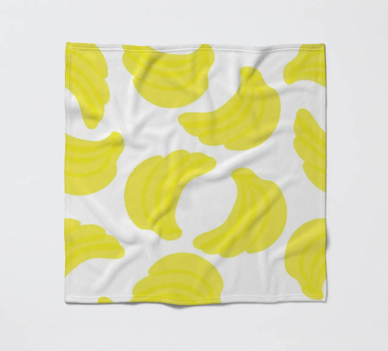 Giallo banana piatto coperta in pile da Studio Fun Boy