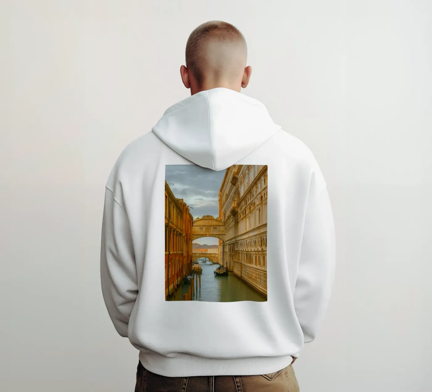 canale d'epoca tra vecchi edifici felpa con cappuccio da PASMING
