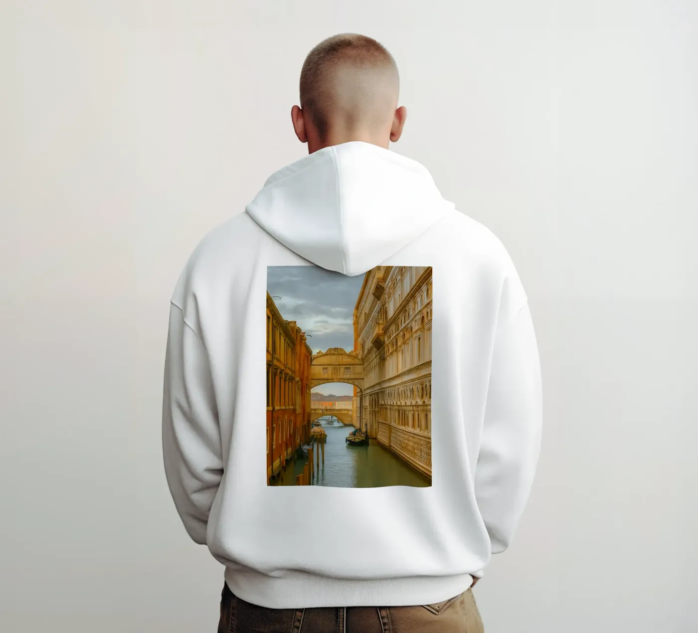 canale d'epoca tra vecchi edifici felpa con cappuccio da PASMING