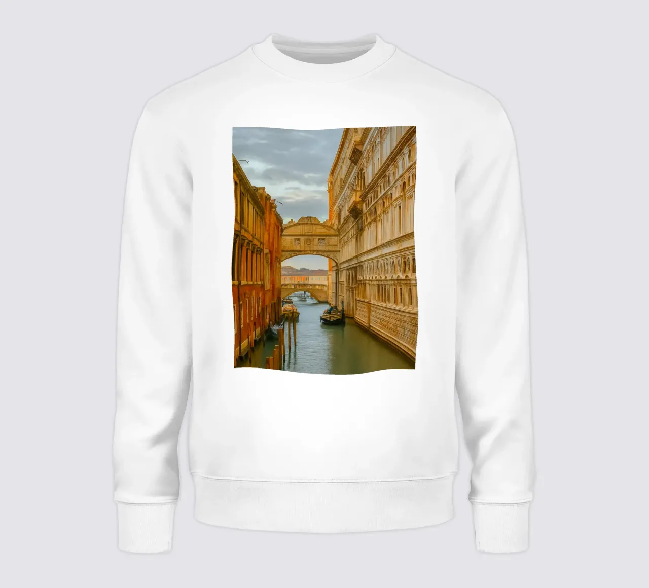 canale d'epoca tra vecchi edifici felpa da PASMING