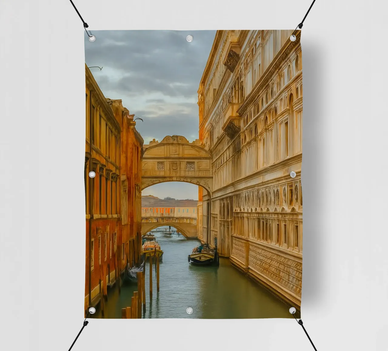 canale d'epoca tra vecchi edifici telo in pvc da PASMING