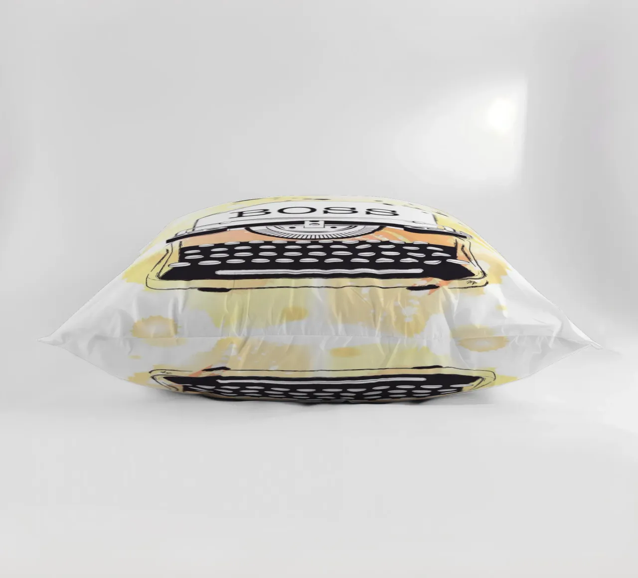 Machine à écrire jaune Boss coussin de Martina