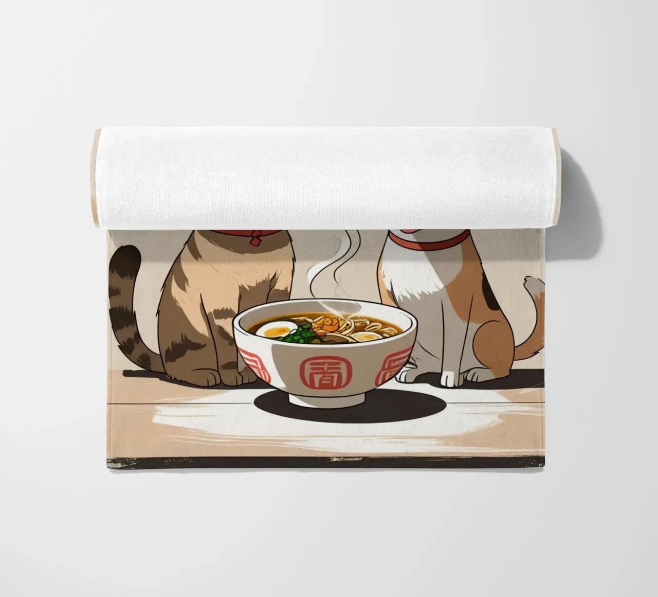 Gatto e cane felici e carini con una ciotola di ramen telo mare da DesignDoodle