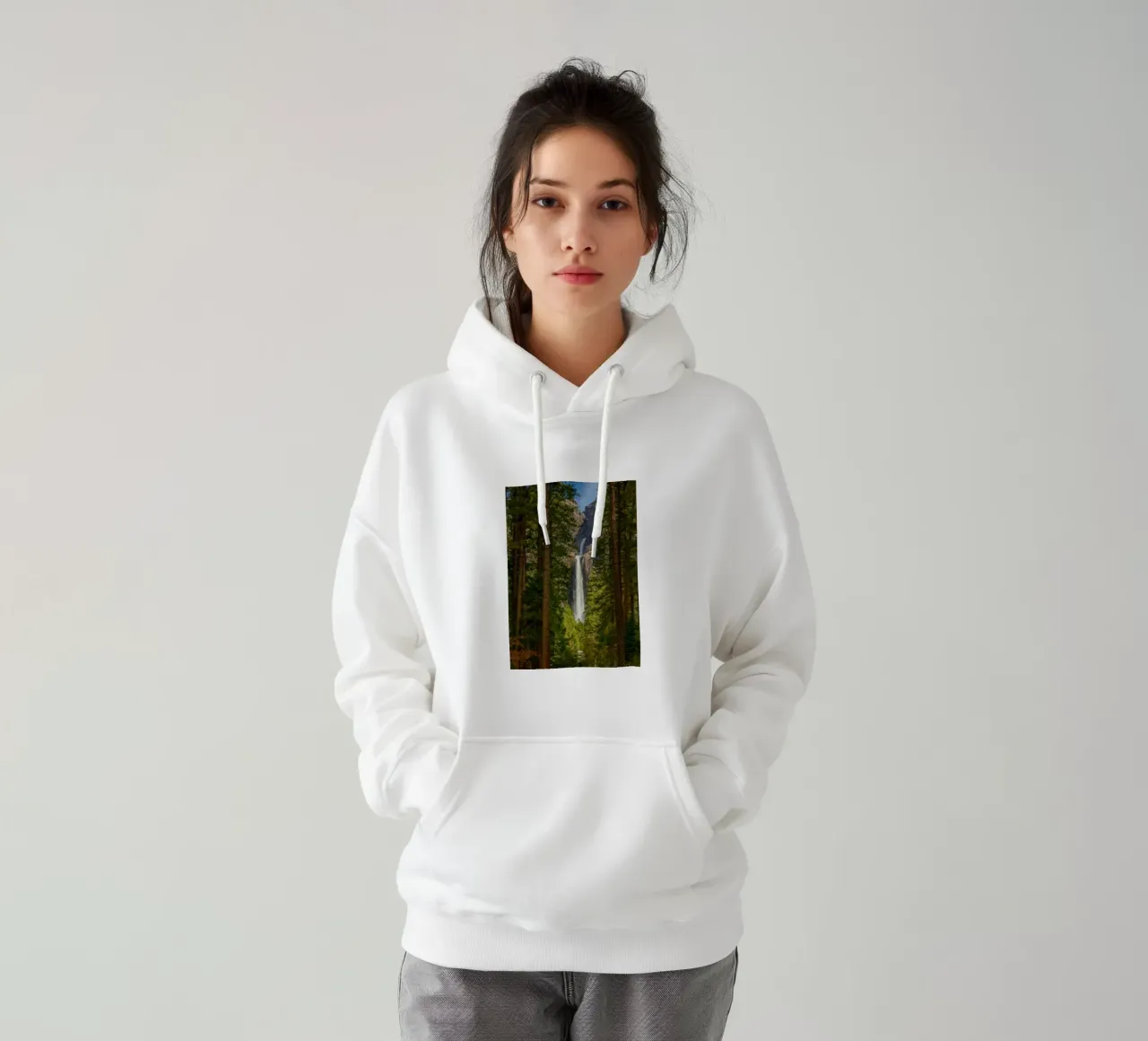vue d'une cascade dans la forêt sweat à capuche de PASMING