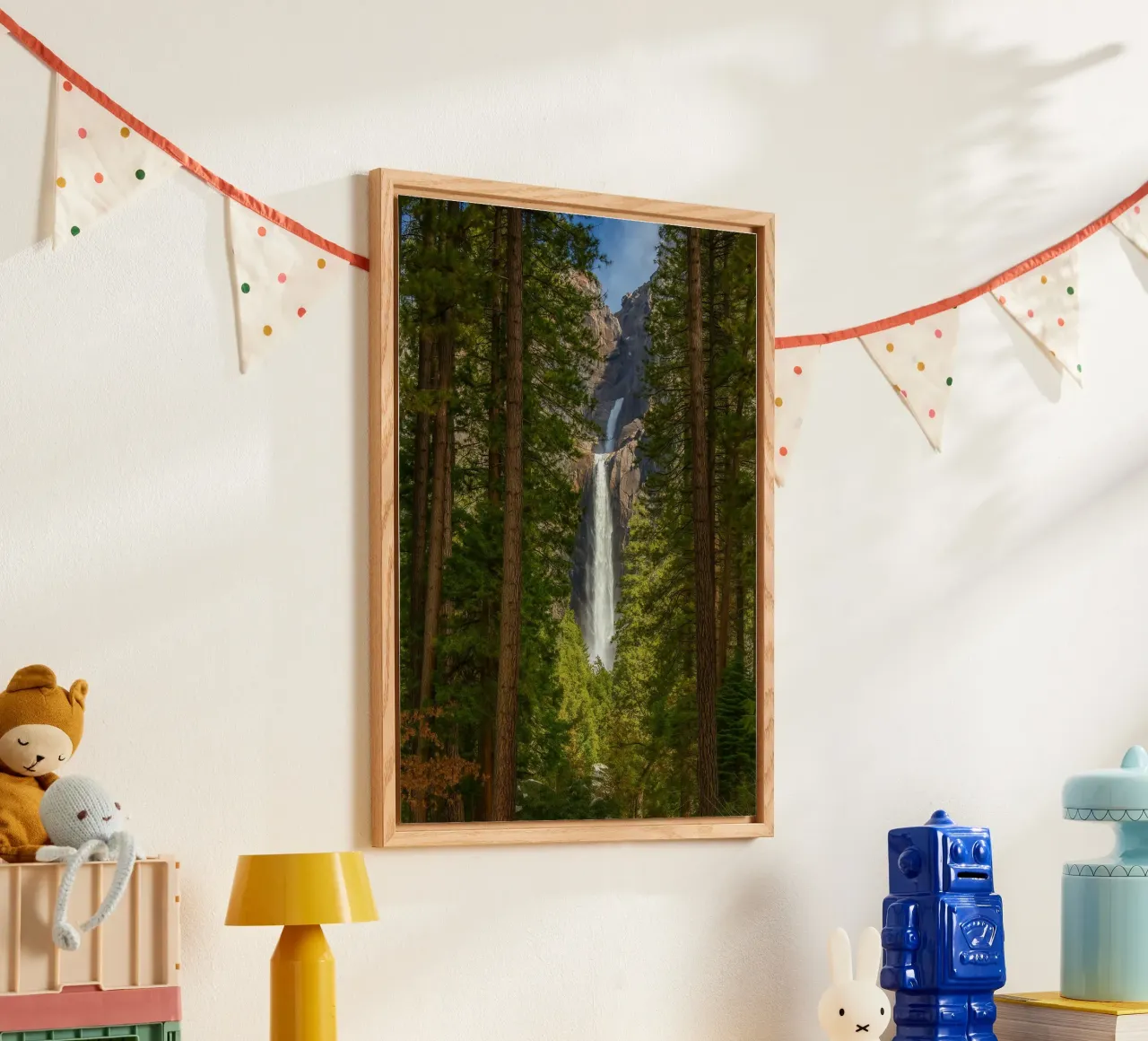 vue d'une cascade dans la forêt plexiglas de PASMING