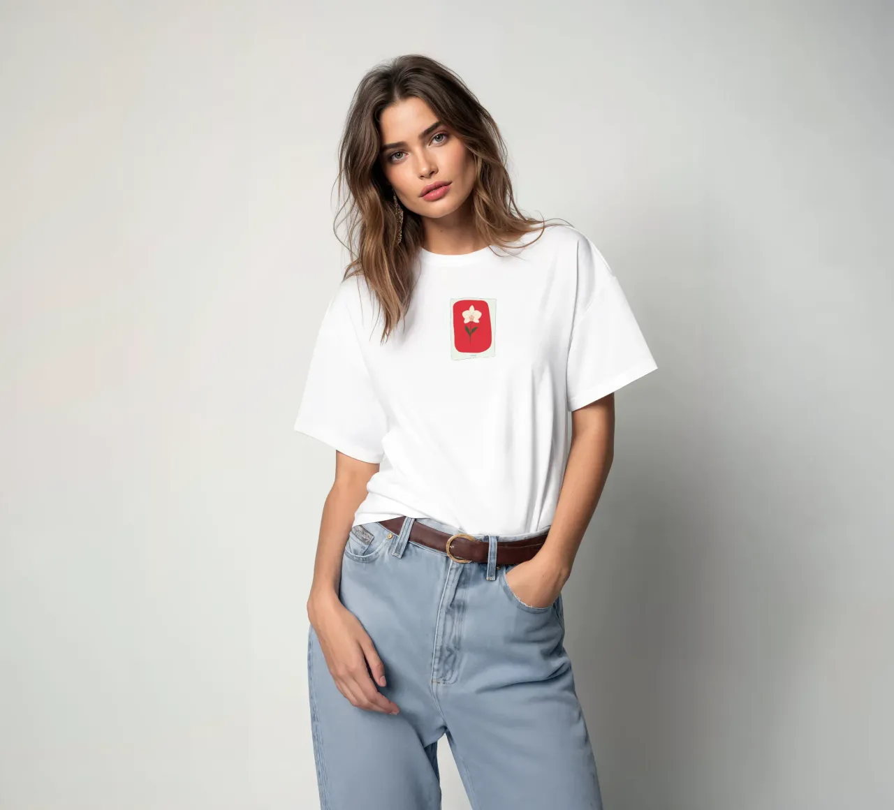 Illustrazione disegnata a mano di un'orchidea t-shirt da GalerieGG