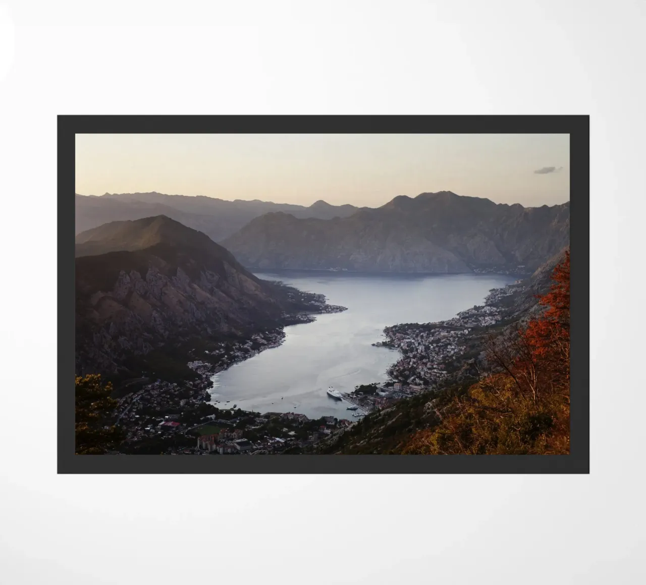 Baia di Kotor, Montenegro zerbino da atmospheric pictures