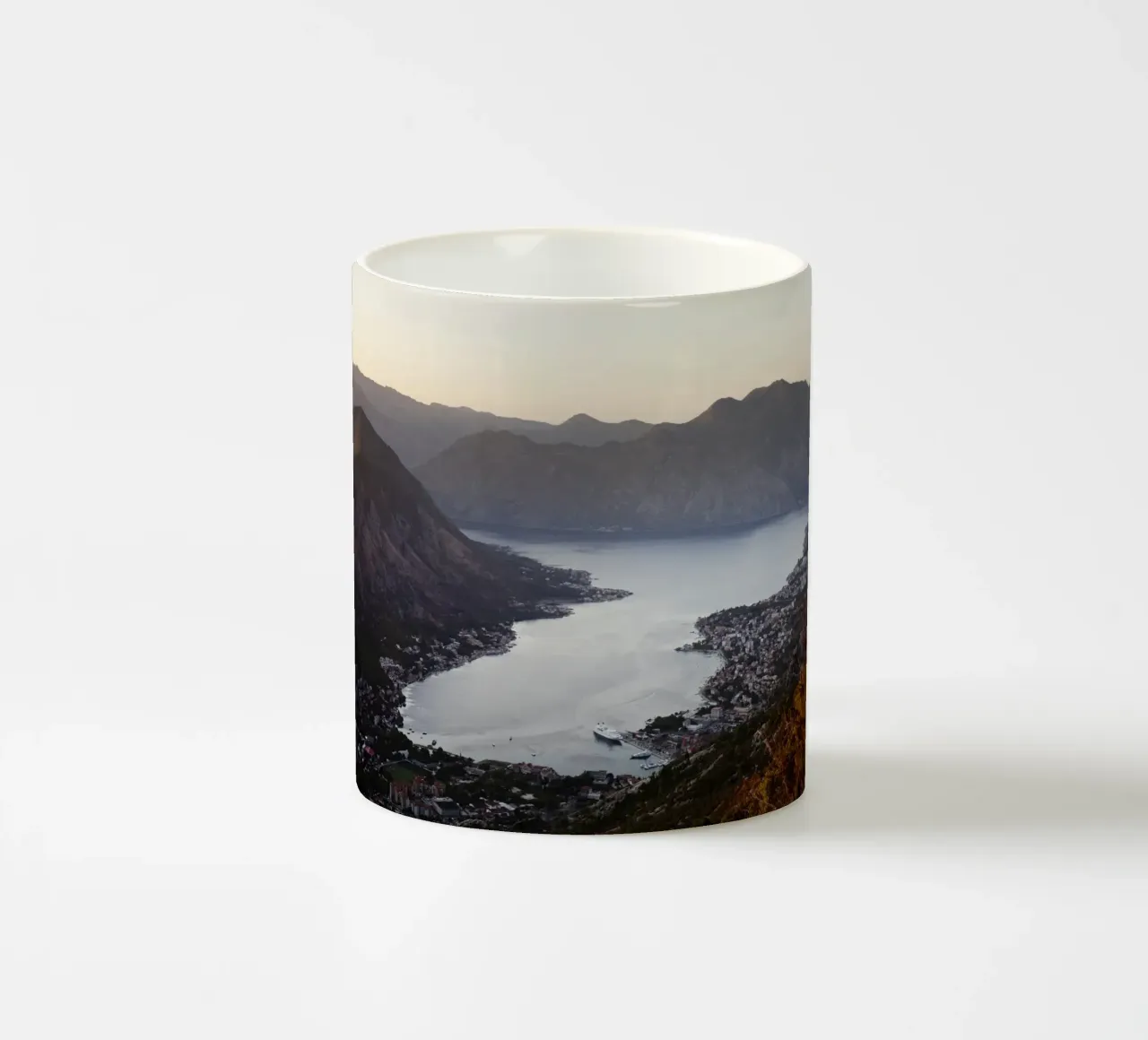 Baia di Kotor, Montenegro tazza in ceramica da atmospheric pictures