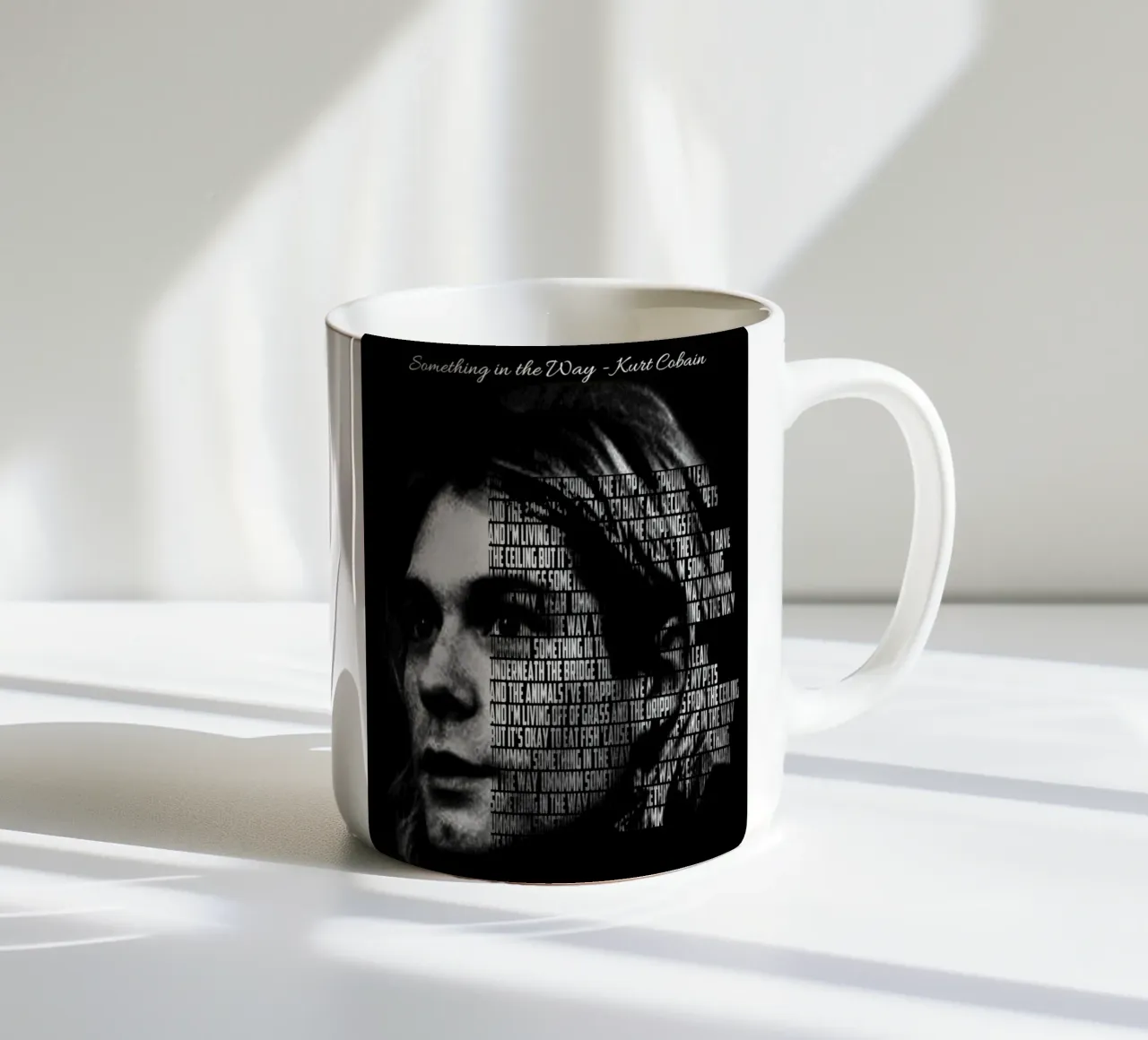 Algo en el camino taza de cerámica de Gunawan Rb