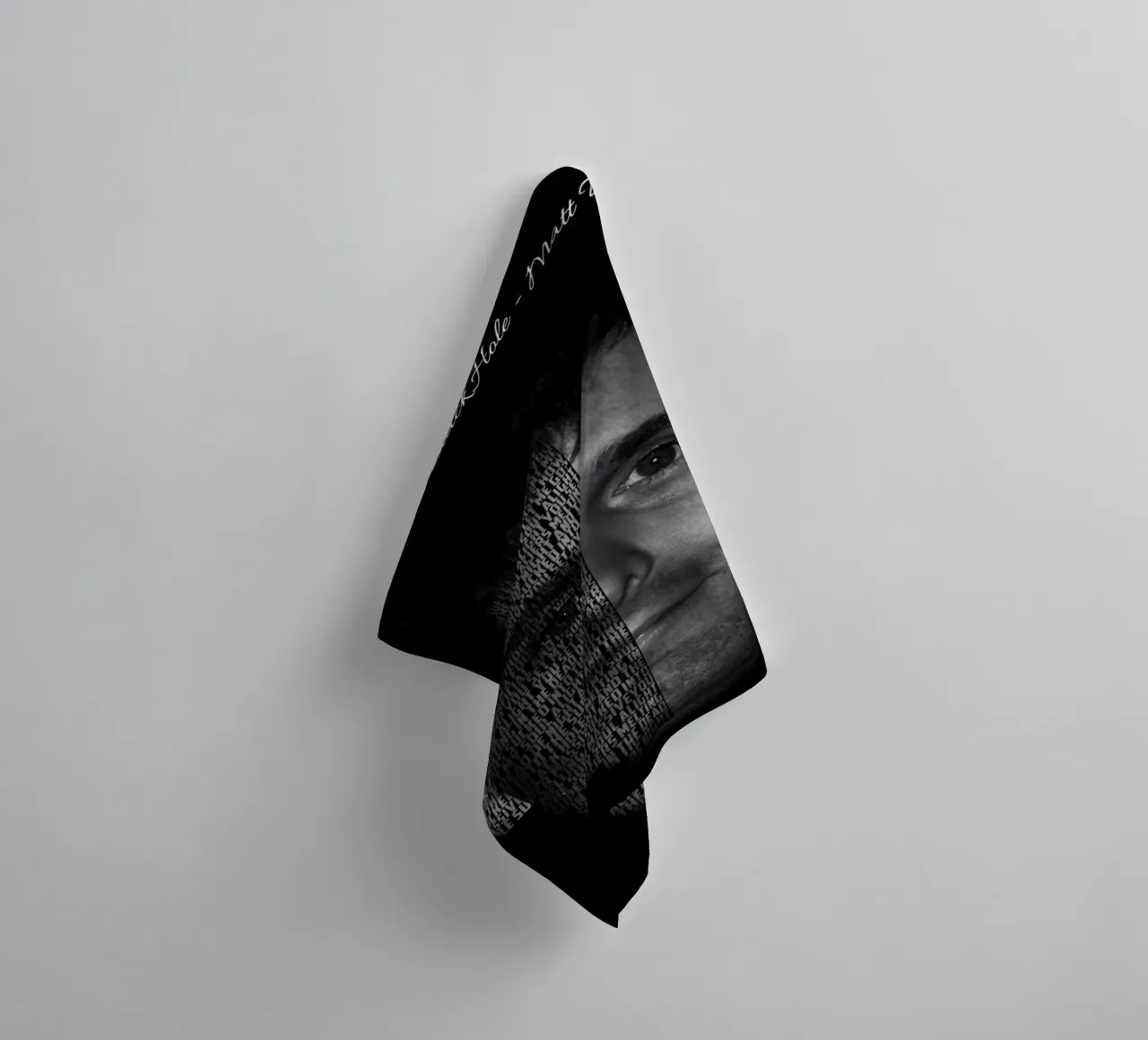 Buco nero supermassiccio asciugamano da bagno da Gunawan Rb
