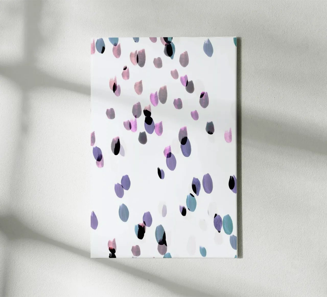 Painted Dots 1 tela con Cornice a cassetta da IRIS LEHNHARDT FINE ART
