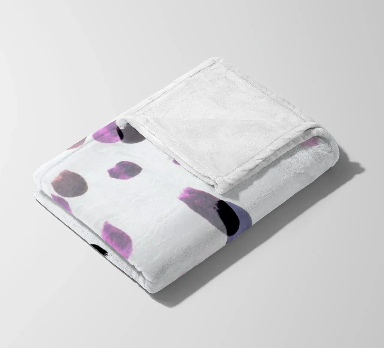 Painted Dots 1 coperta in pile da IRIS LEHNHARDT FINE ART