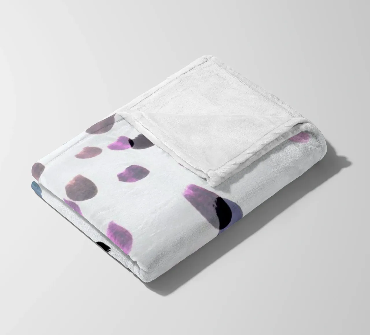 Painted Dots 1 coperta in pile da IRIS LEHNHARDT FINE ART