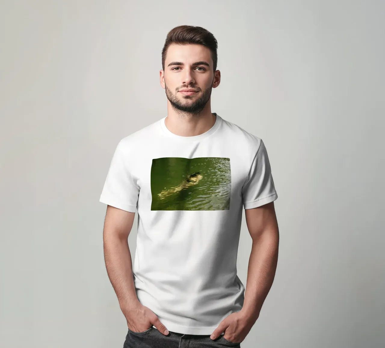 Riflessione di una donna a Cuba (Baracua) t-shirt da art picture