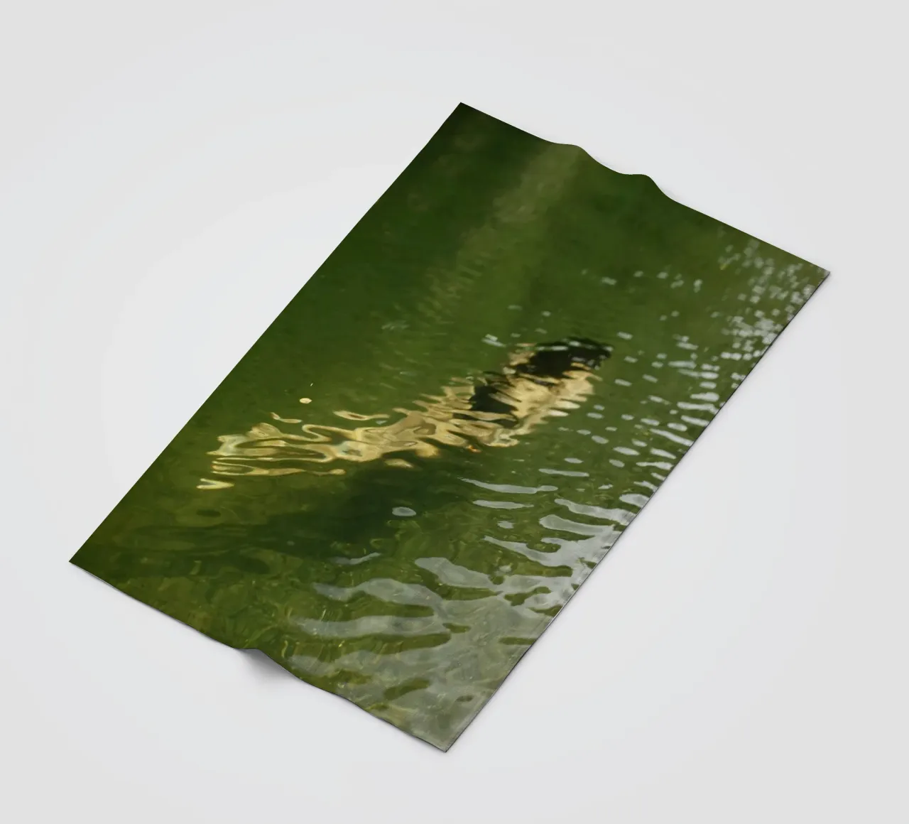 Riflessione di una donna a Cuba (Baracua) coperta in pile da art picture