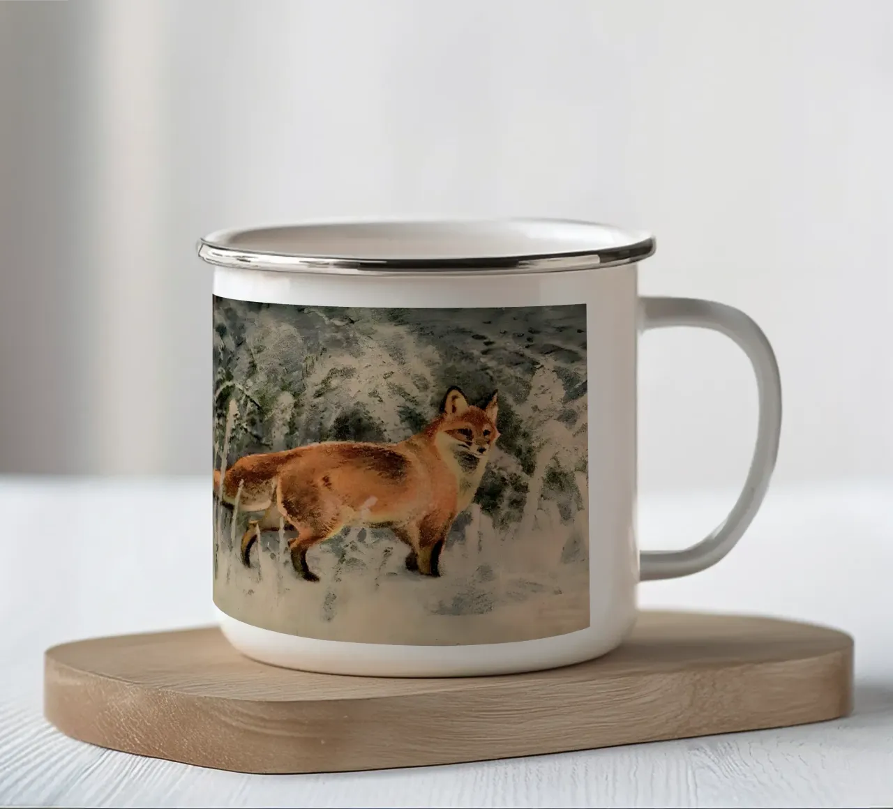 La volpe nella foresta invernale - eleganza nella neve e nel silenzio tazza in smalto da Cozy Vibes