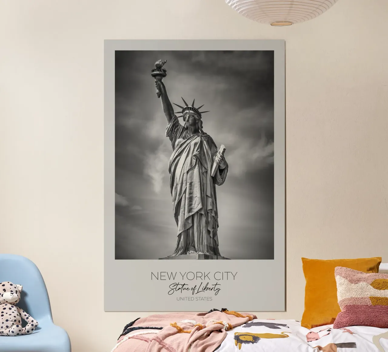 In primo piano: NEW YORK CITY Statua della Libertà carta hahnemühle da Melanie Viola