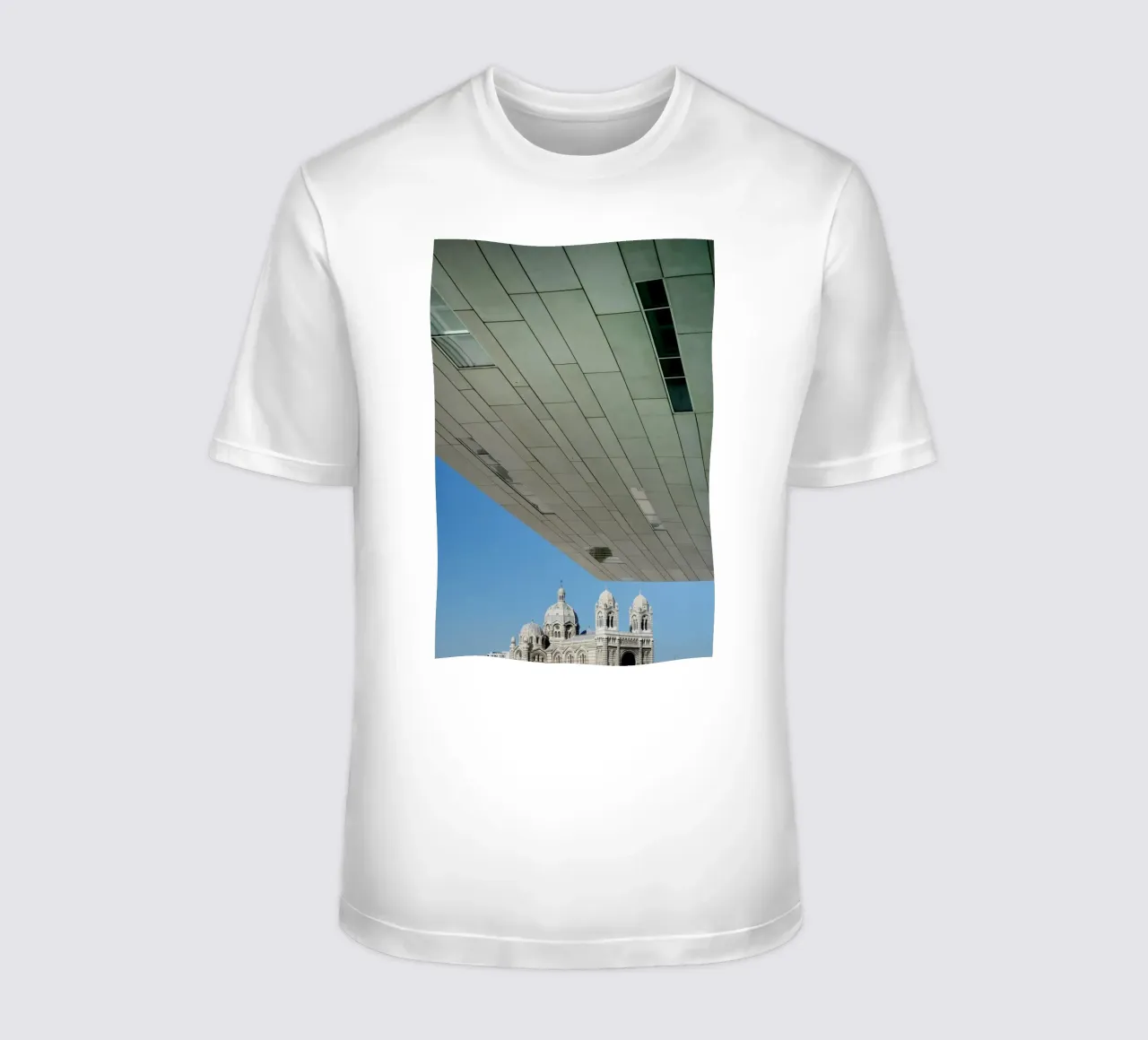 Chiesa di Marsiglia, Francia t-shirt da art picture