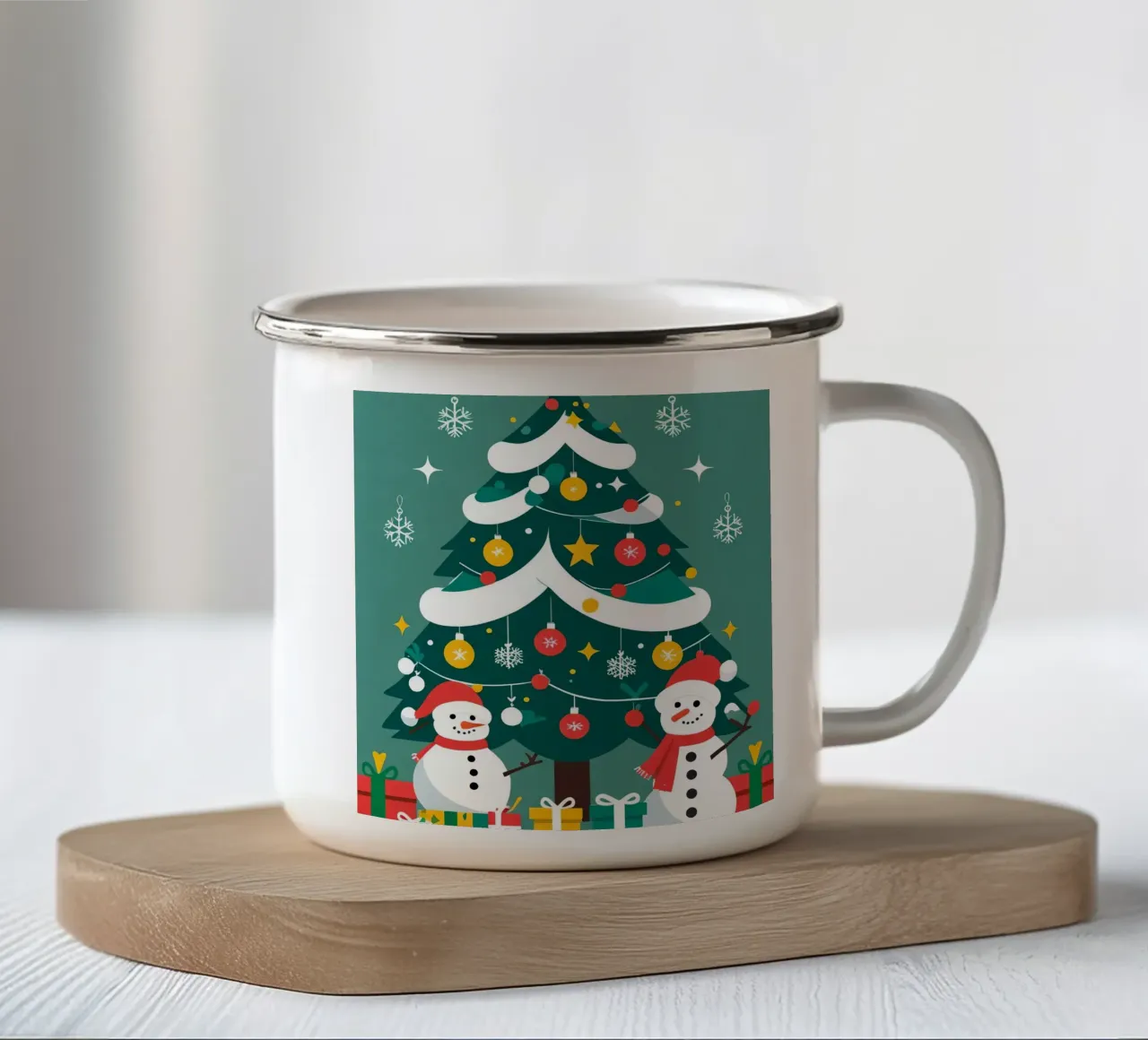 Kerstboom met sneeuwpoppen en cadeautjes emaille mok van DesignDoodle