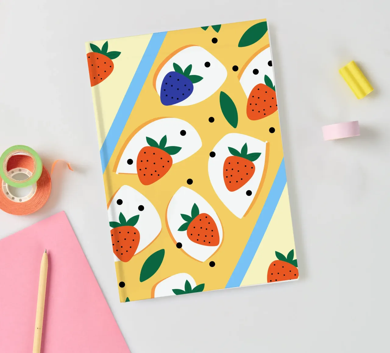 Fragole e mirtilli diario da OFFICIAL FRUIT & VEGETABLES