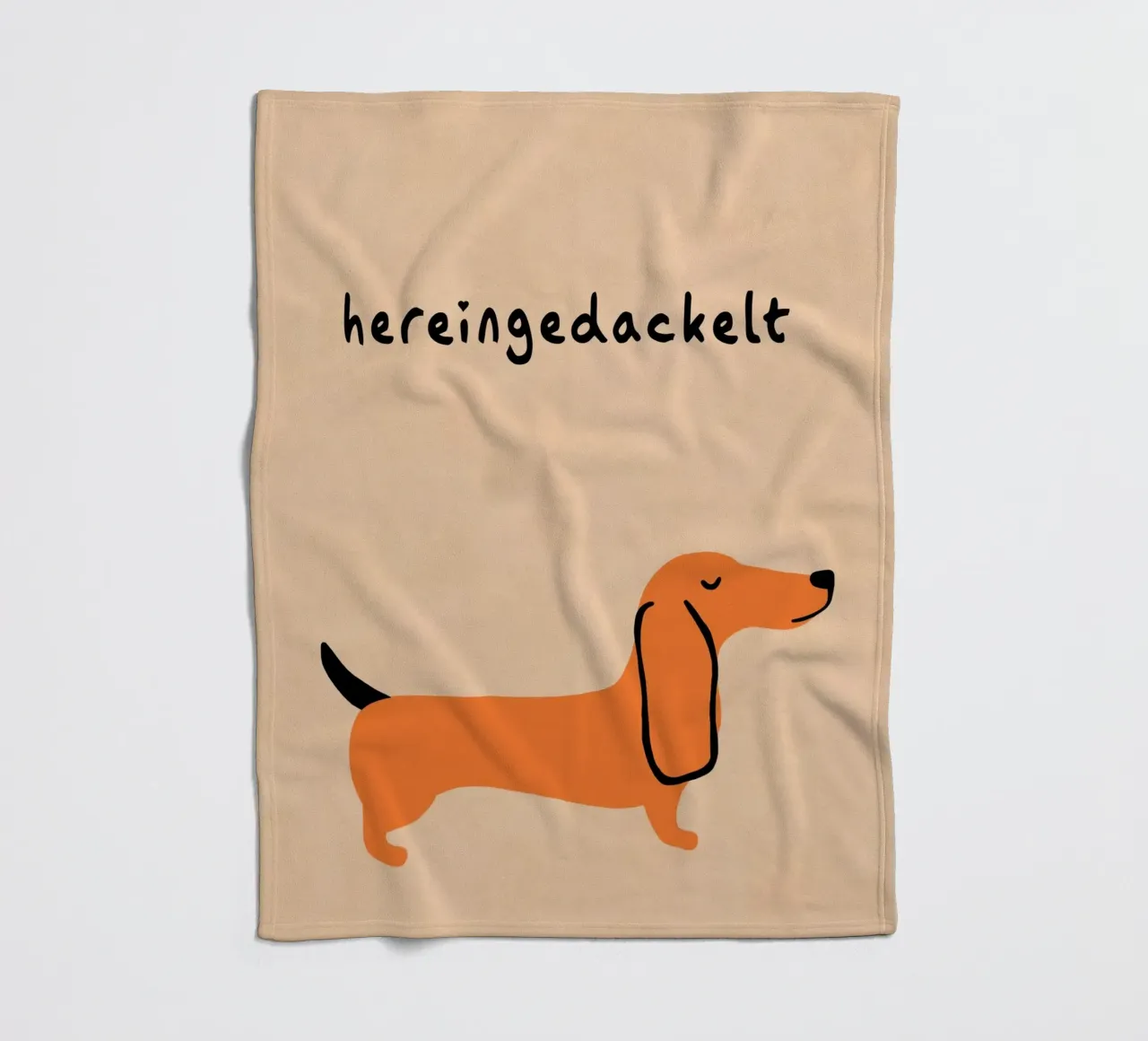 Hereingedackelt mit Humor Fleecedecke von Carina Pop & Pastell
