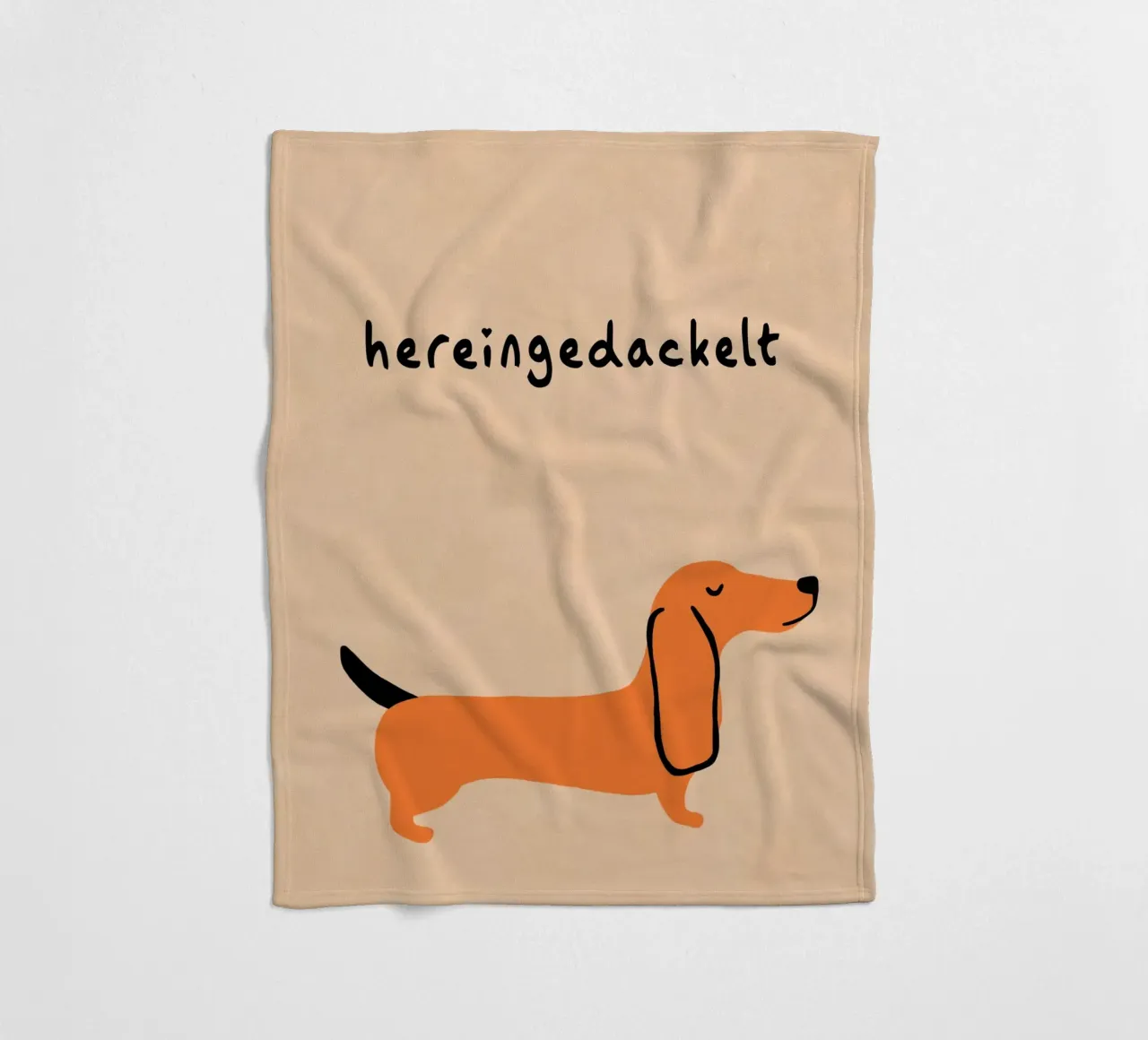 Hereingedackelt mit Humor Fleecedecke von Carina Pop & Pastell