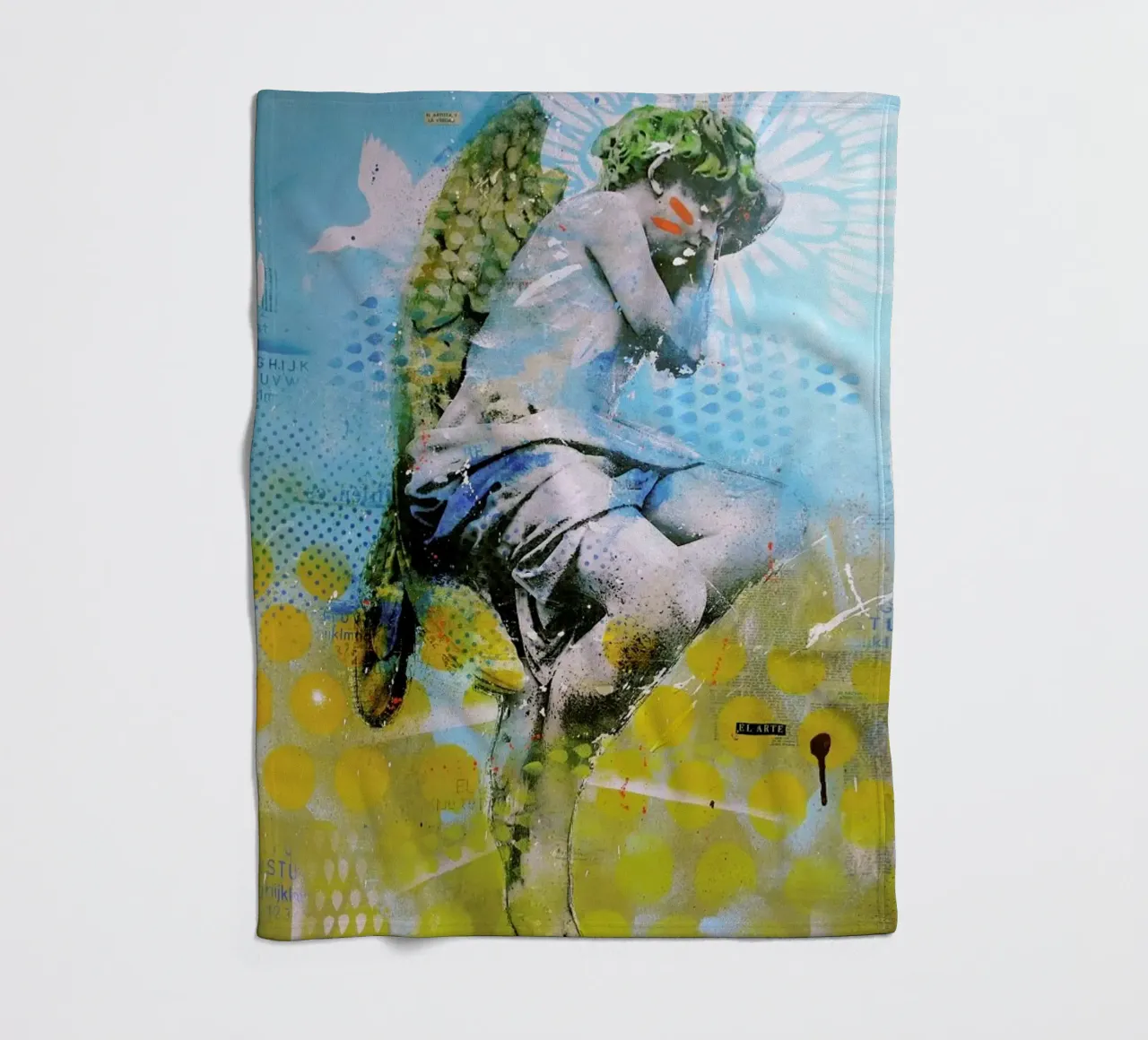 Angelito fleece blanket by Tameo