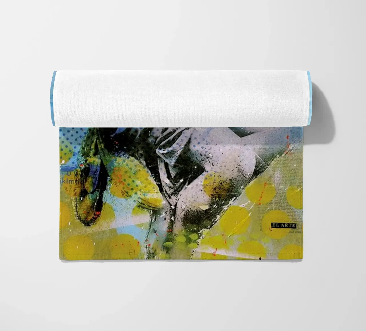 Angelito beach towel by Tameo