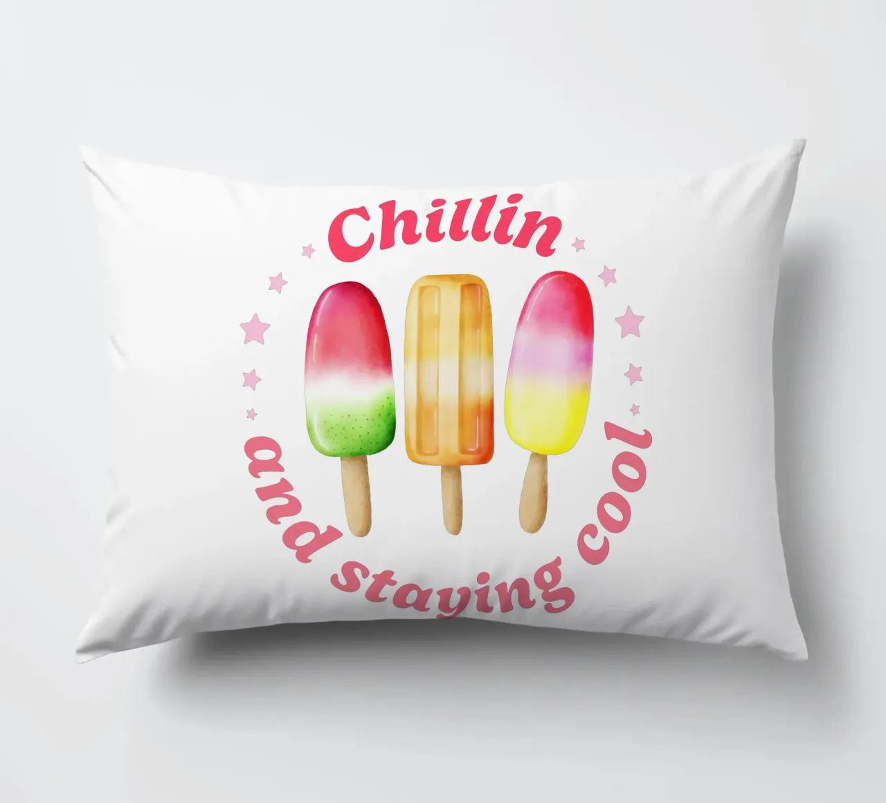 Stare al fresco. Sommer und Eis. cuscino da CalliLetters