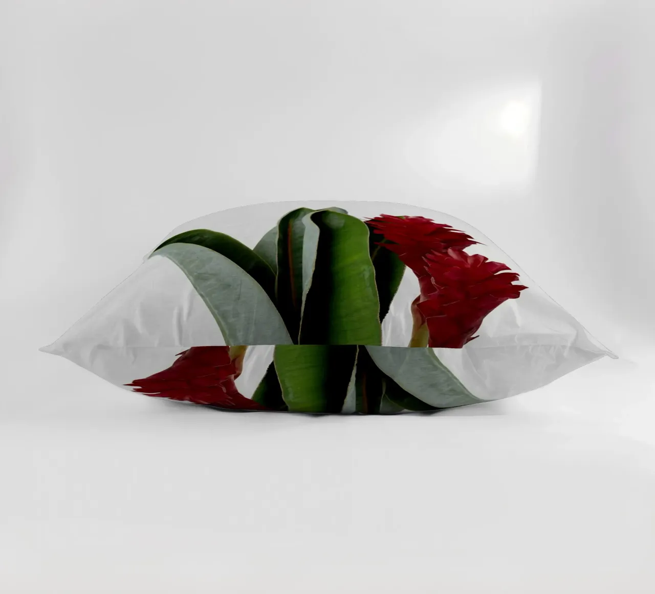 Fiore rosso cuscino da Orara Studio