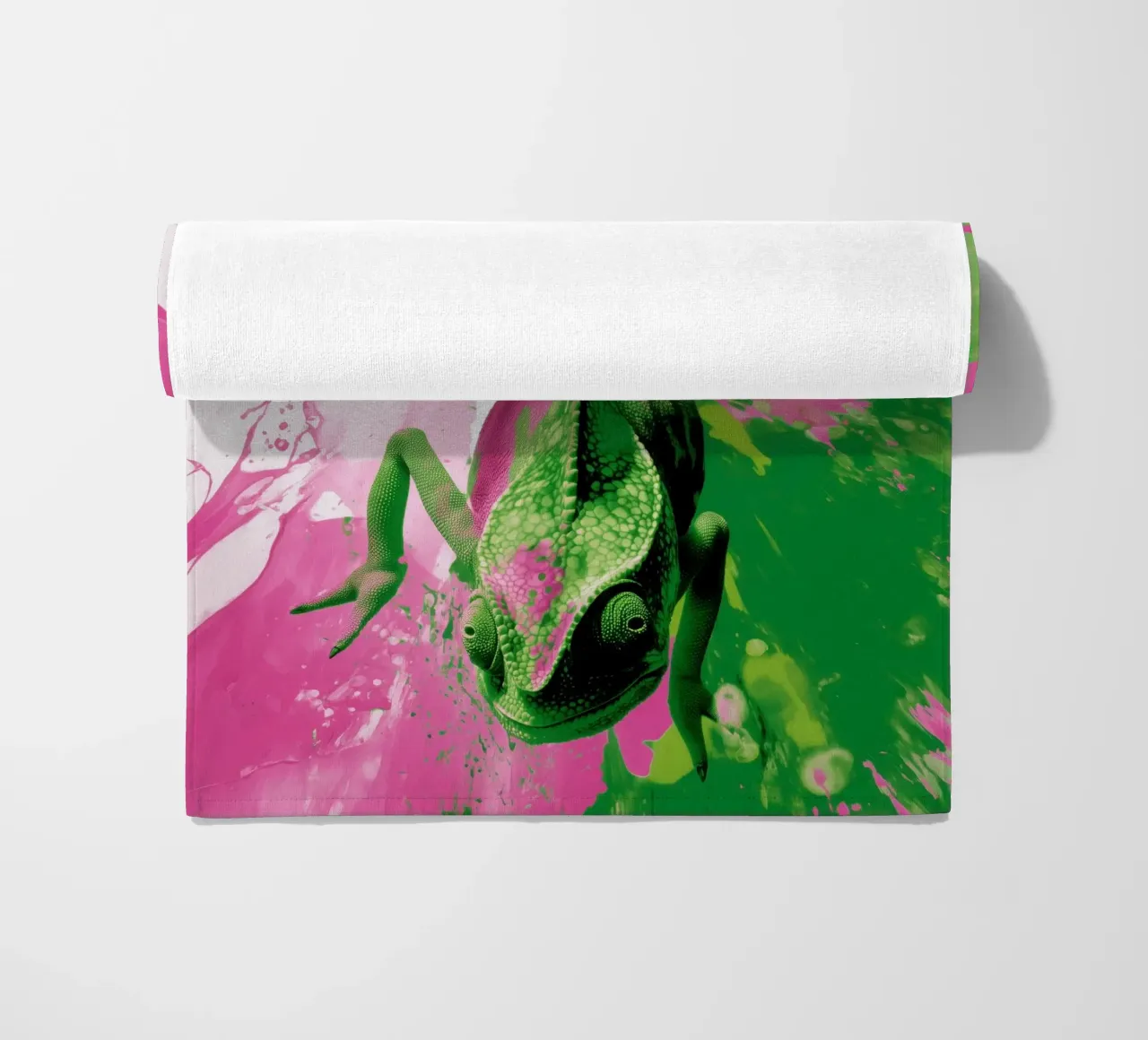Donna camaleonte | Action Painting in rosa e verde telo mare da Autofocus
