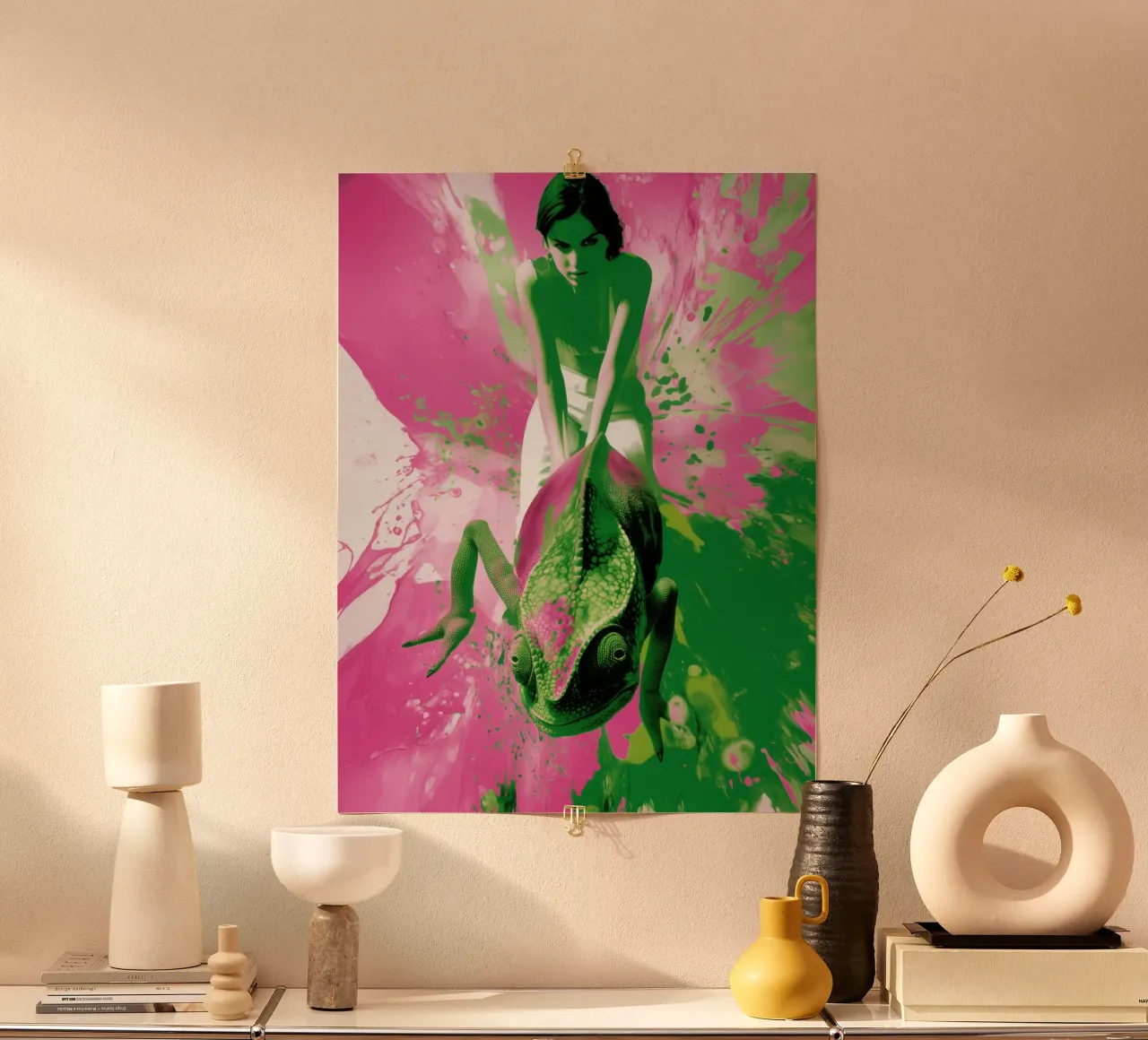 Donna camaleonte | Action Painting in rosa e verde carta hahnemühle da Autofocus