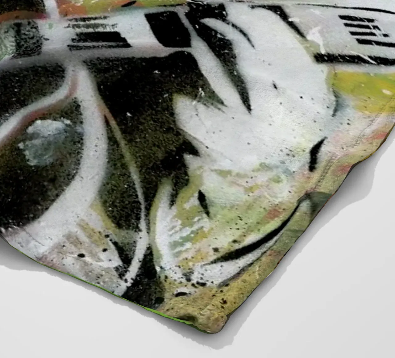 Django fleece blanket by Tameo