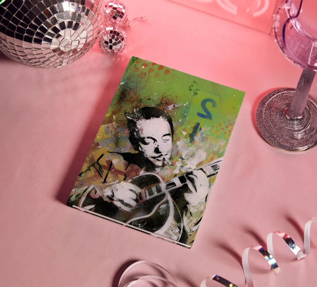 Django notebook by Tameo