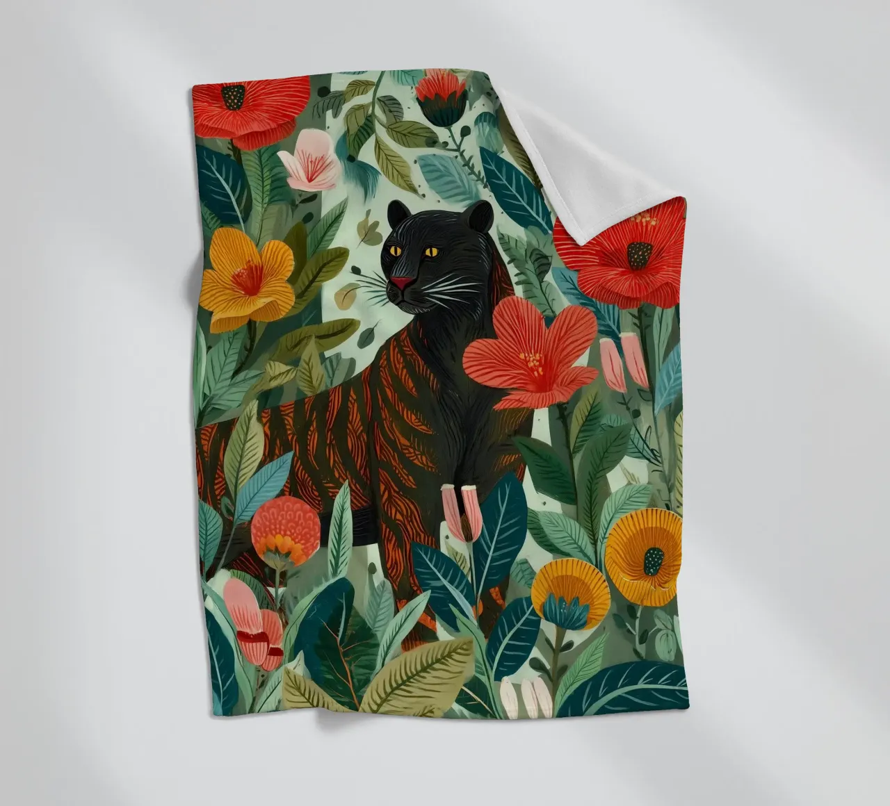 Portrait of a Panther in Bloom I coperta in pile da Luca