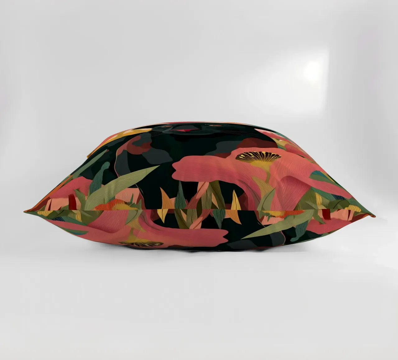 Portrait of a Panther in Bloom II cuscino da Luca