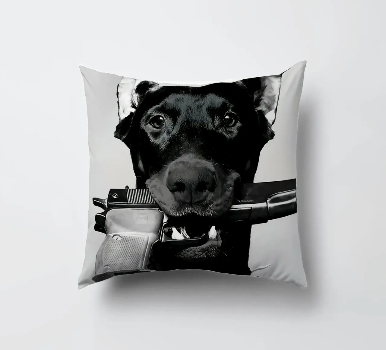 Cane carico cuscino da Emil Art Studio