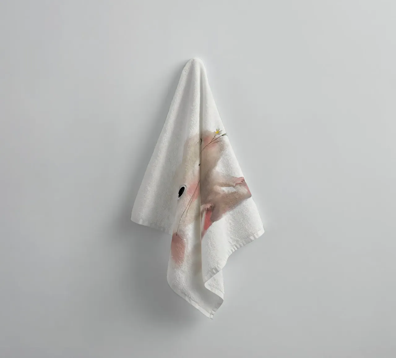Coniglietto e fiore asciugamano da bagno da Emil Art Studio