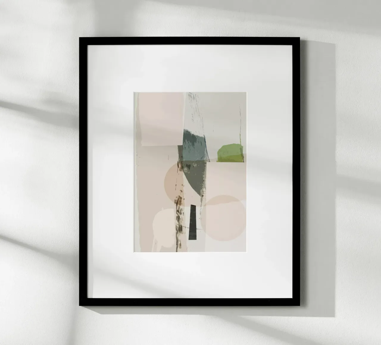 abstract collage beige green poster con telaio in alluminio da IRIS LEHNHARDT FINE ART
