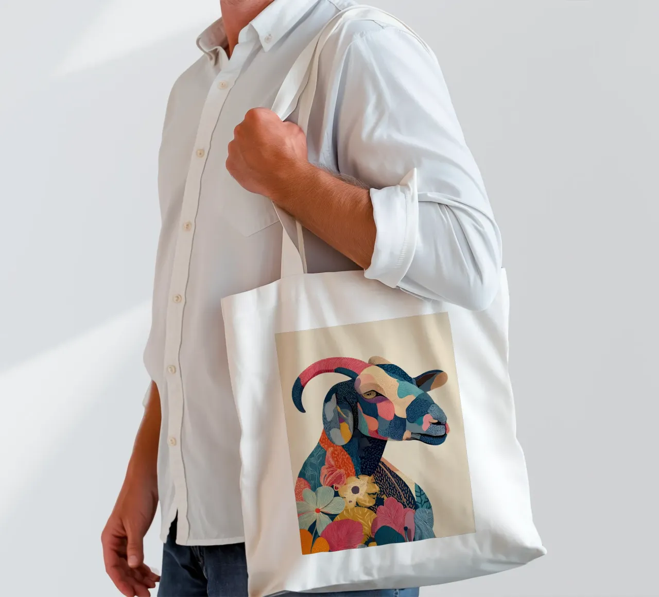 Portrait of a Goat in Bloom borsa in juta da Luca