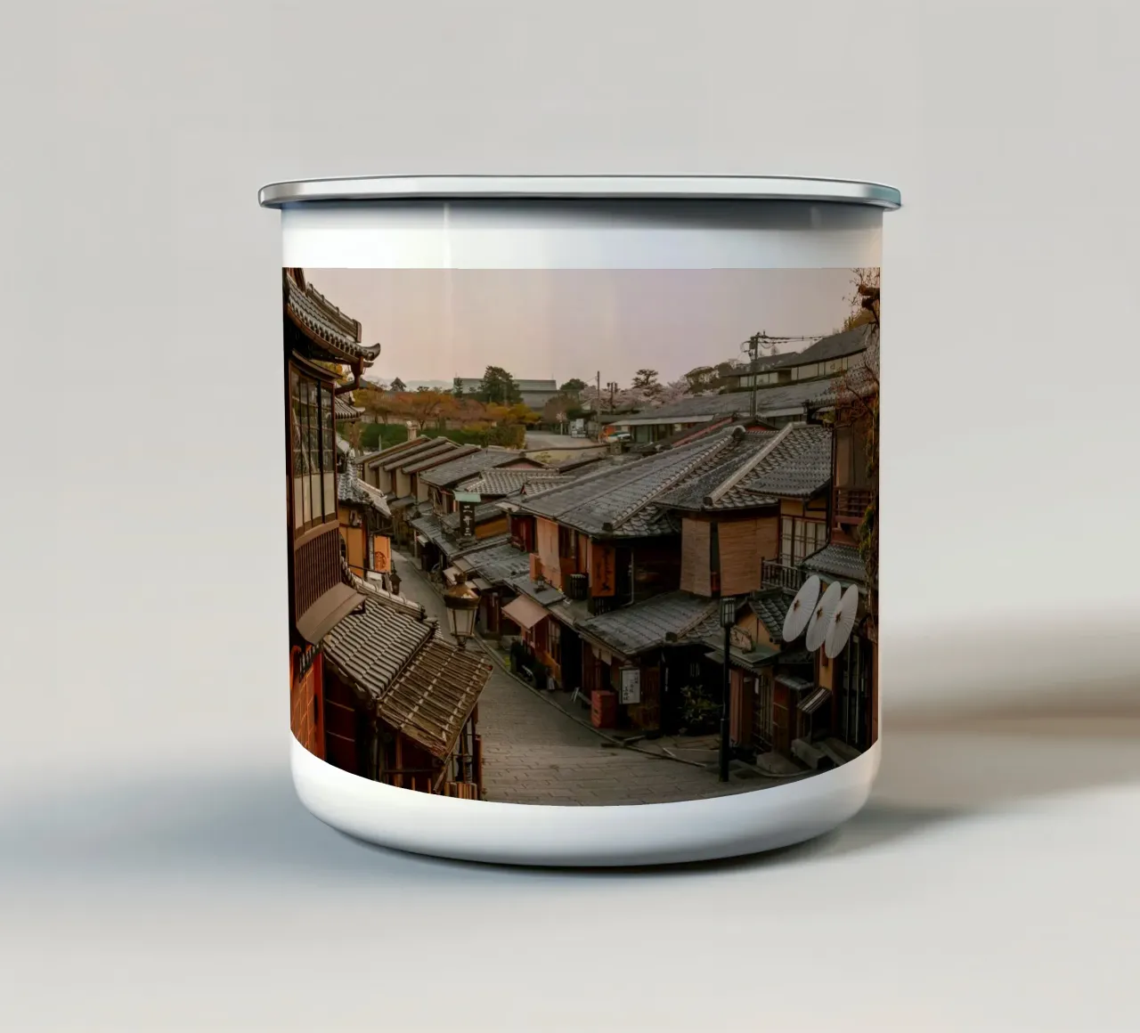 Vicolo di Kyoto, Giappone tazza in smalto da mbgraphx2