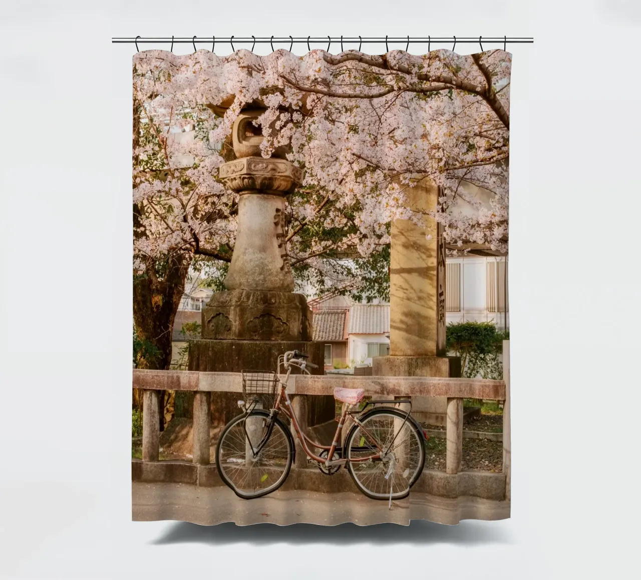 Bicicletta con fiori di ciliegio tenda da doccia da mbgraphx2
